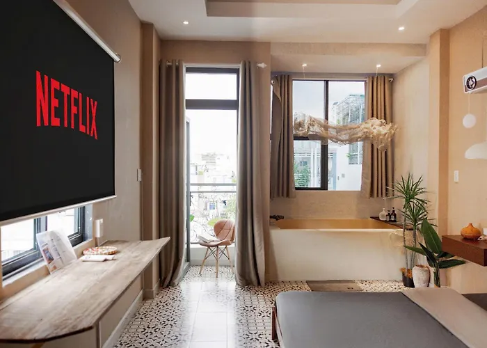 Wabi Sabi Saigon Hideout - Netflix & Bathtub District 1